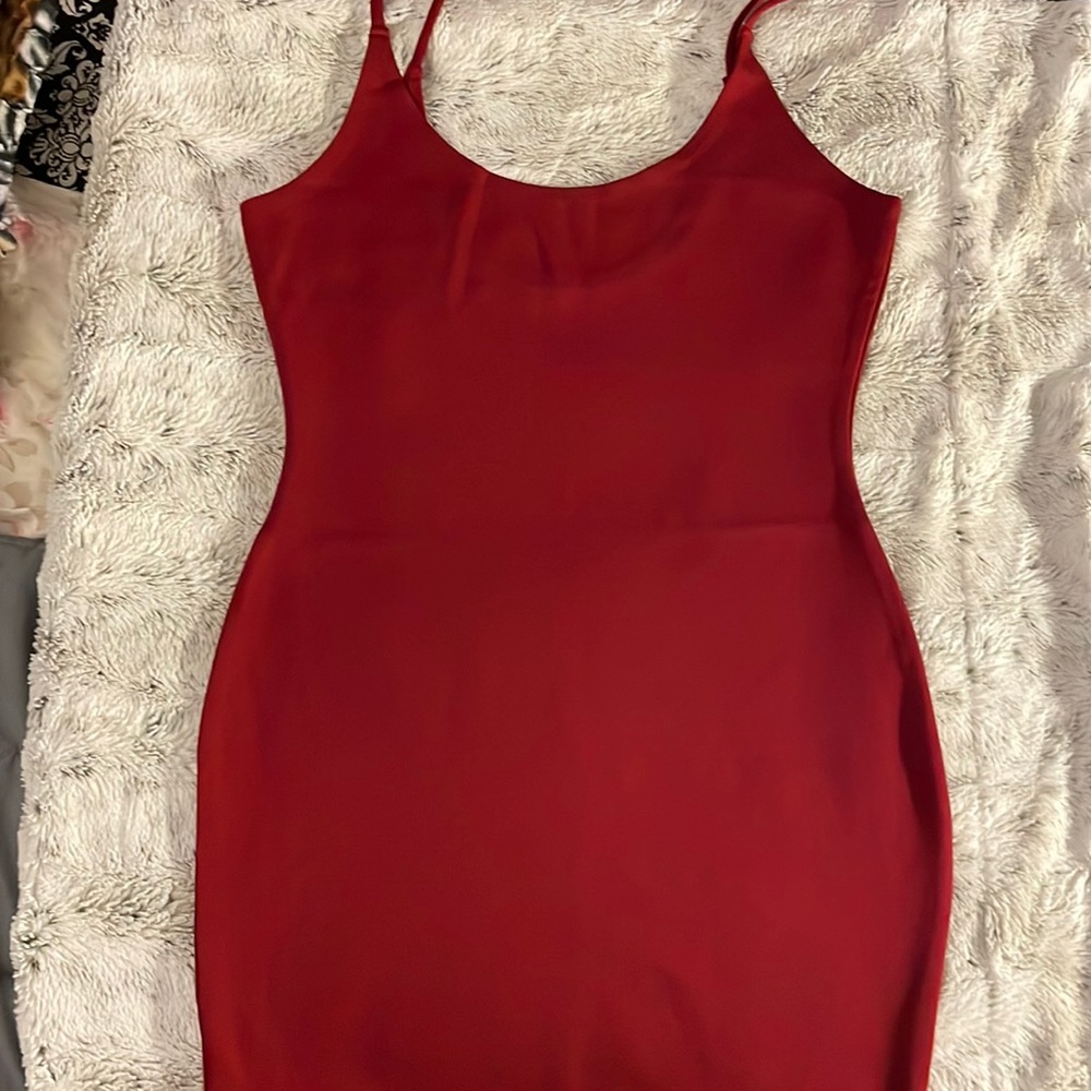 Little Red Dress🌹 a True Hip Hugger.